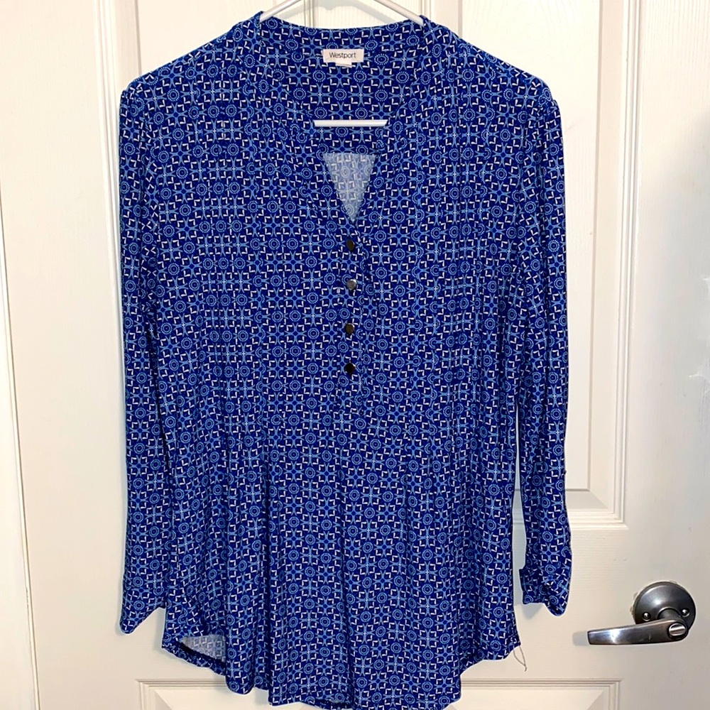 Dress shirt 💙